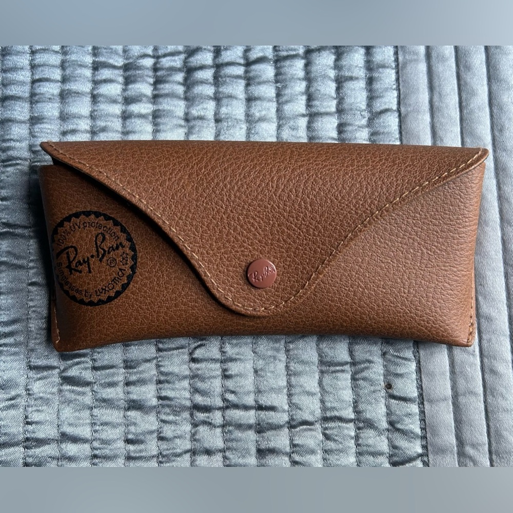 Ray-Ban Brown Glasses / Sunglasses Case